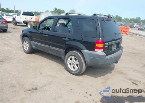 2005 Ford Escape Xlt из США, поврежденный, VIN 1FMCU031X5DA22346